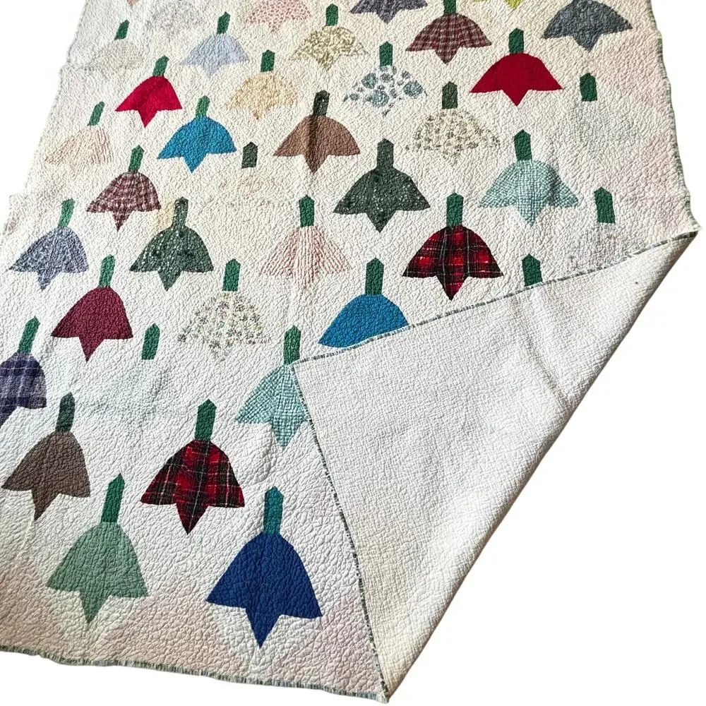 Vintage Handmade Tulip Quilt Multicolor Cotton Cottage Chic Farmhouse& Twin?